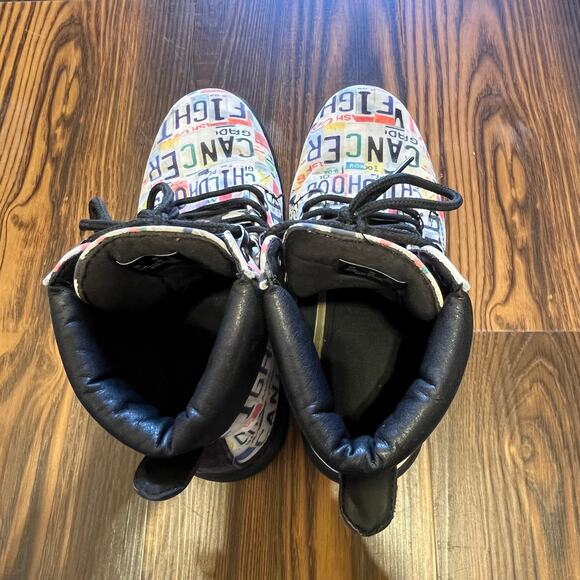 Fight Childhood Cancer Graphic Printed Lace Up Combat Boots Size 8 - Picture 5 of 11